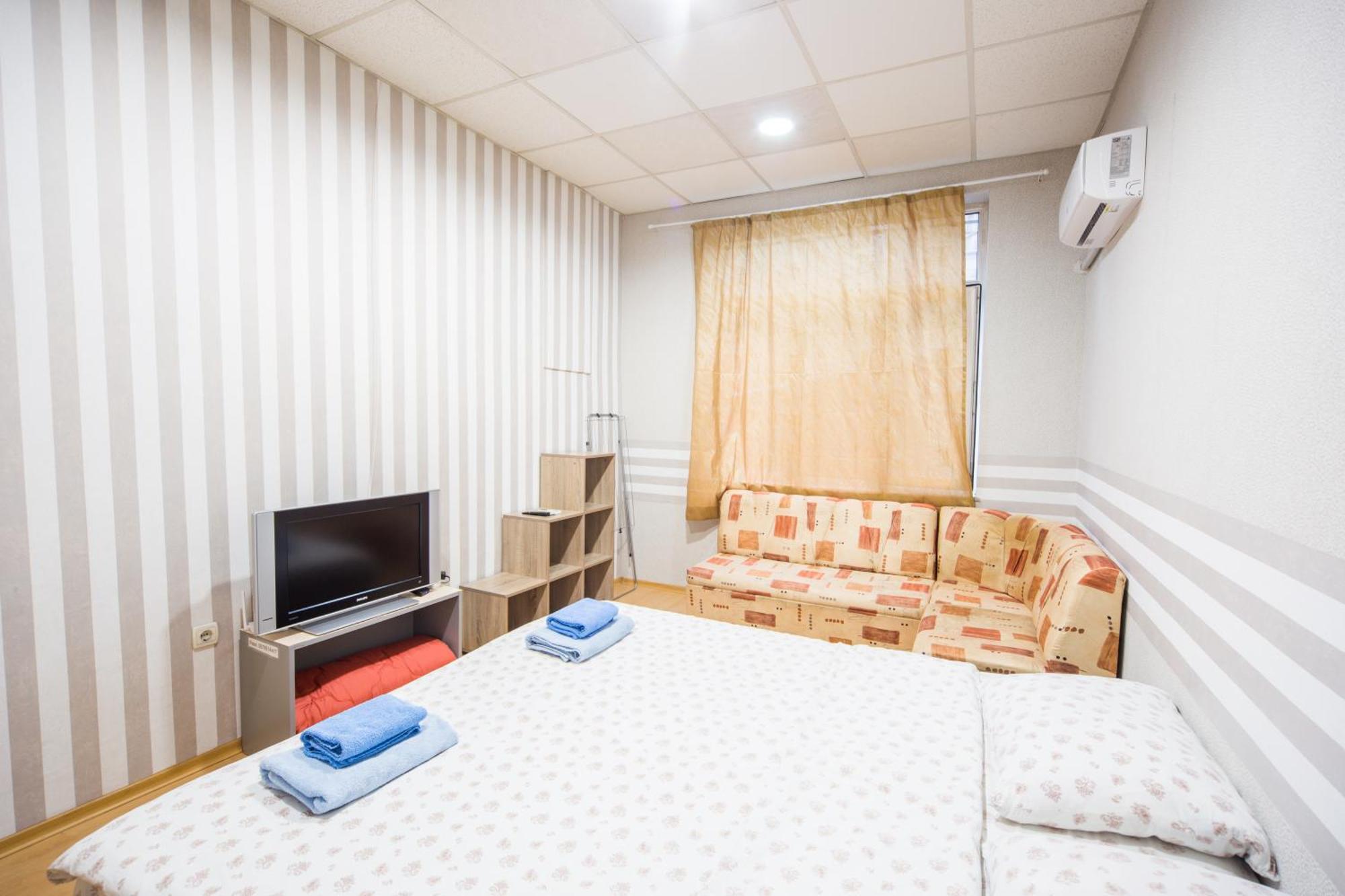 Downtown - Compact Low Cost Flat - 1St Floor Бургас Экстерьер фото